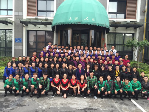 2016��5��9-10���Ϻ��˼ҳɹ������г�ΰҵ��ǰ�籩�������Ŷ�PKģʽ�Ƶ���ѵ��ϵ
