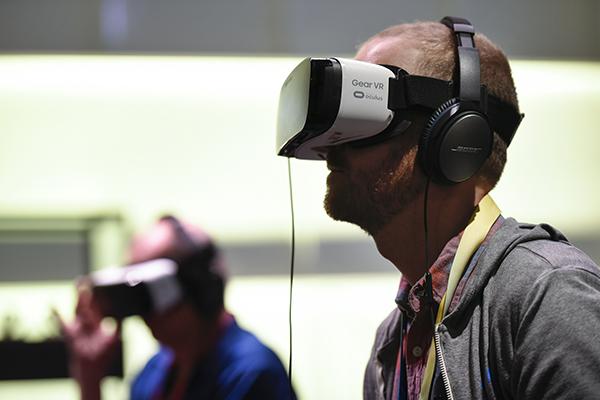 ʵ豸Gear VR.jpeg